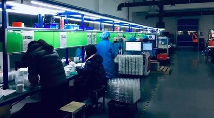 上海防疫物資生產企業復工11天 危機中的堅守與挑戰